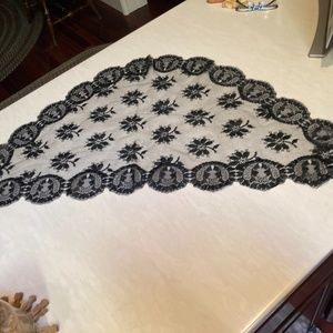 Black Lace Mantilla. Head Covering